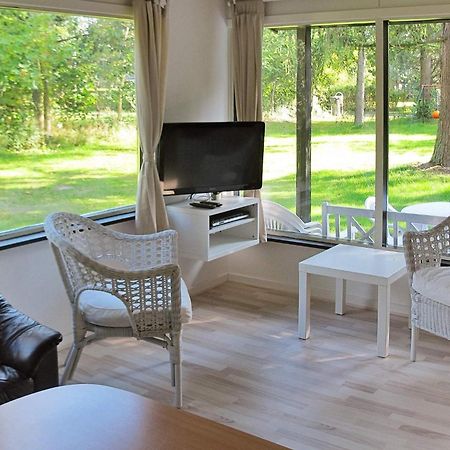 4 Person Holiday Home In Hals エクステリア 写真