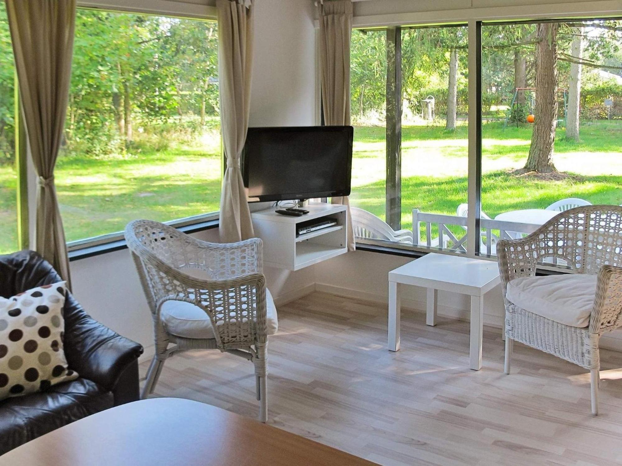 4 Person Holiday Home In Hals エクステリア 写真