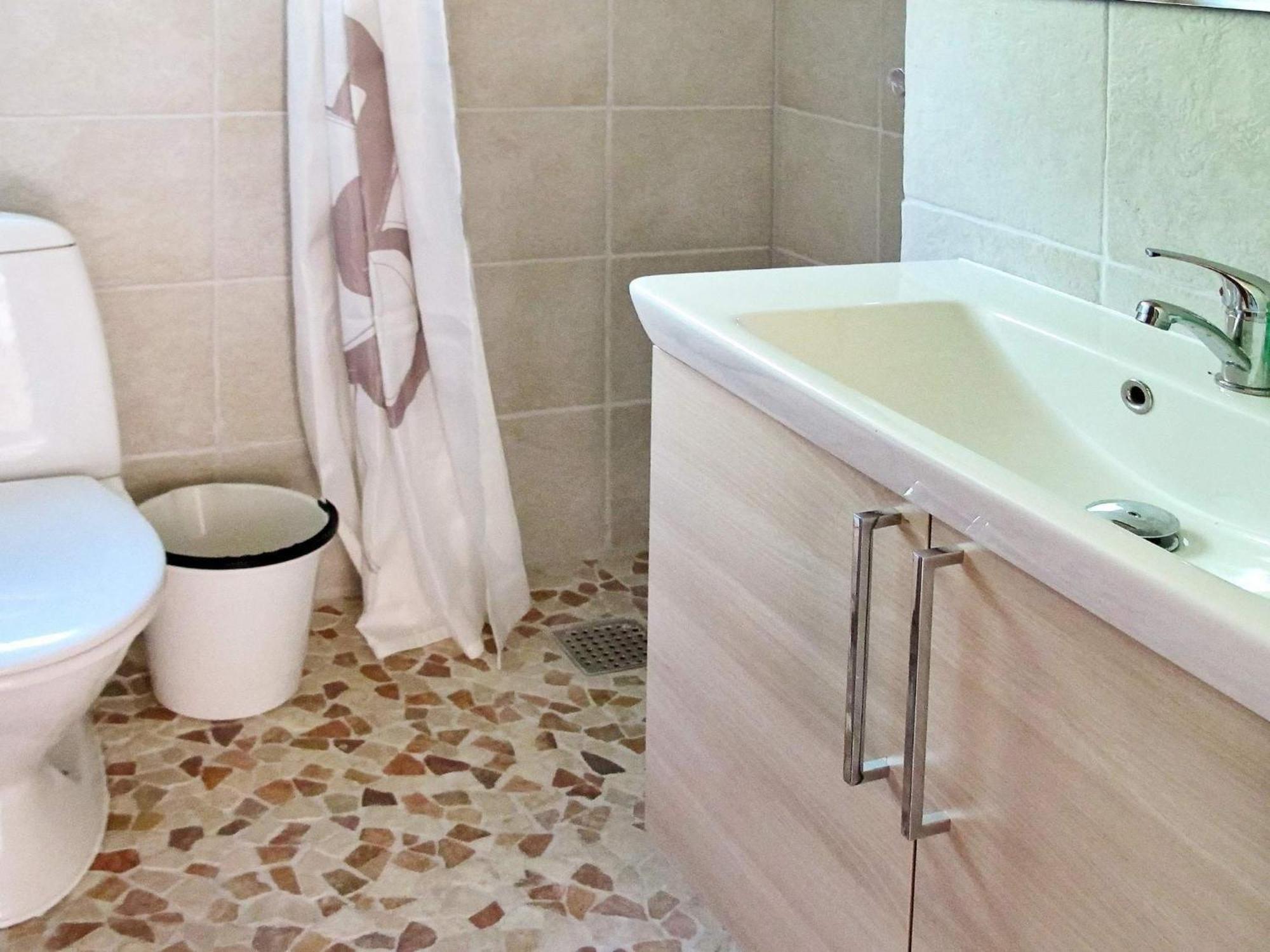 4 Person Holiday Home In Hals エクステリア 写真