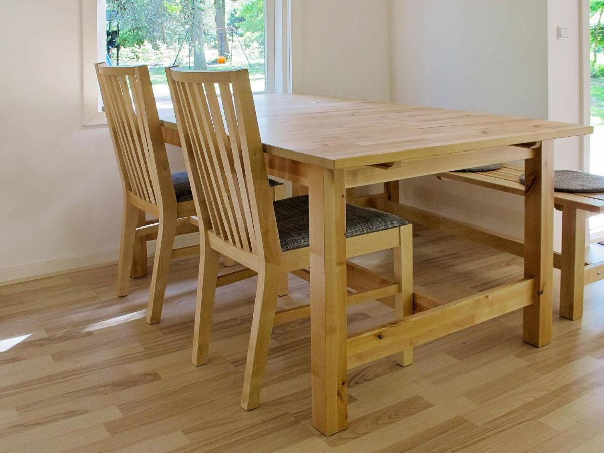 4 Person Holiday Home In Hals エクステリア 写真